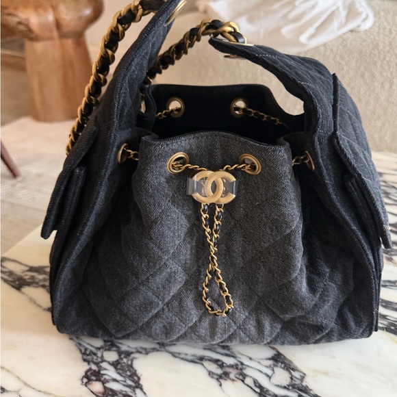 CHANEL Handbags - CHANEL Quilted Drawstring Shoulder Bag in Charcoal